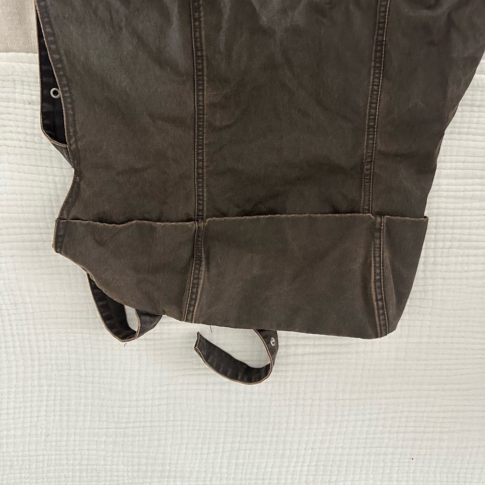 Zara buckle top